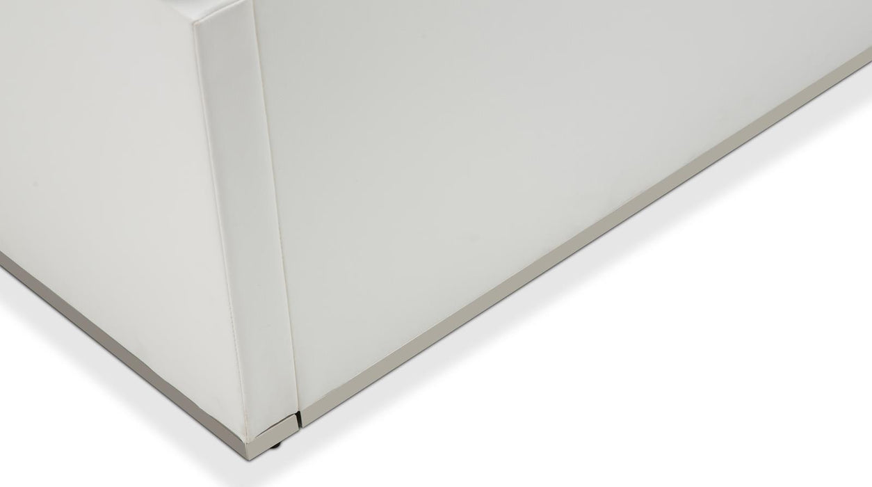 State St Queen Upholstered Panel Bed In Glossy White