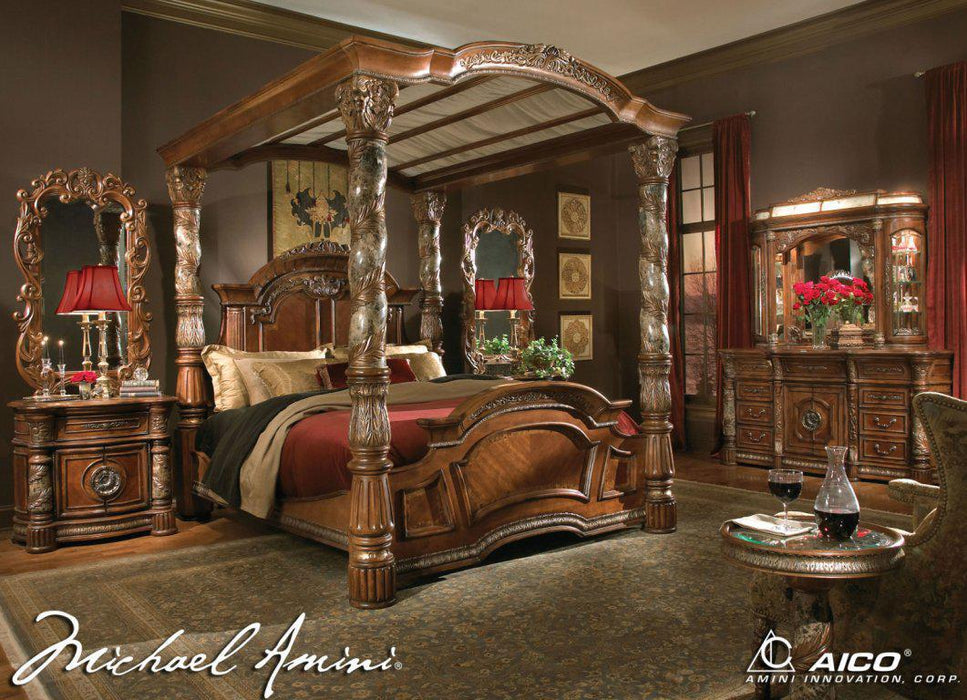 Villa Valencia King Poster Bed With Canopy In Chestnut