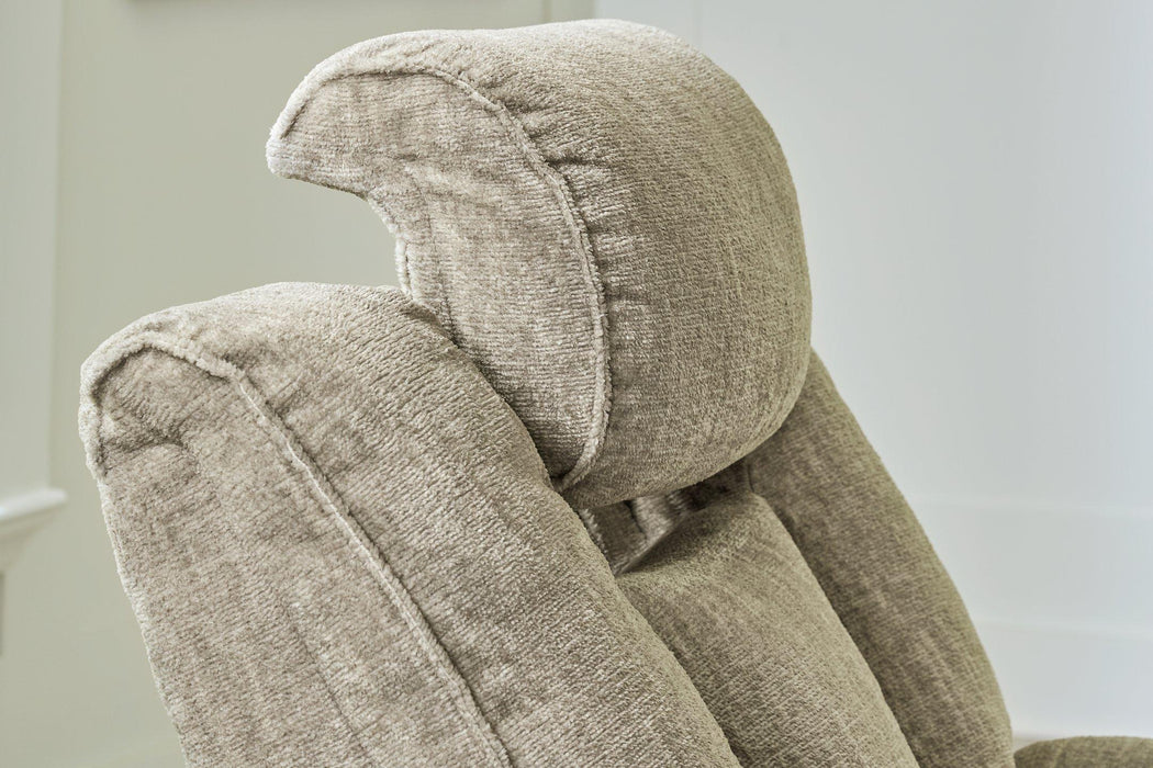 Hindmarsh Power Reclining Loveseat With Console