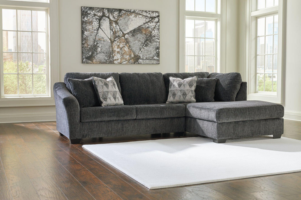 Biddeford 2-Piece Sleeper Sectional With Chaise