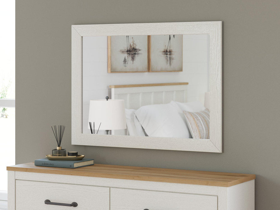 Linnocreek Dresser And Mirror