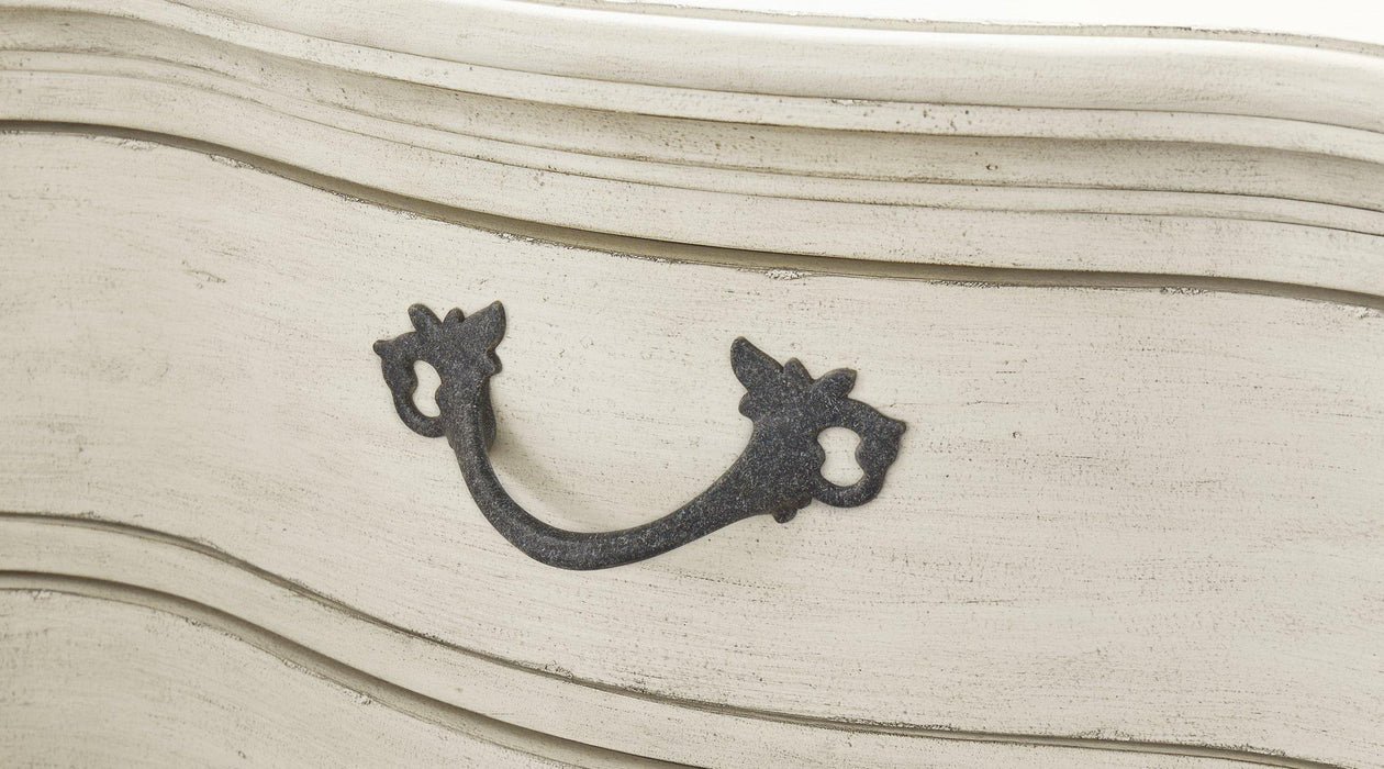 Arlendyne Dresser And Mirror