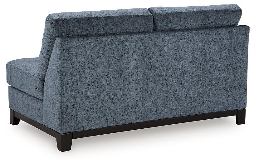 Maxon Place Sectional With Chaise