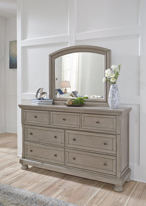 Lettner Dresser And Mirror
