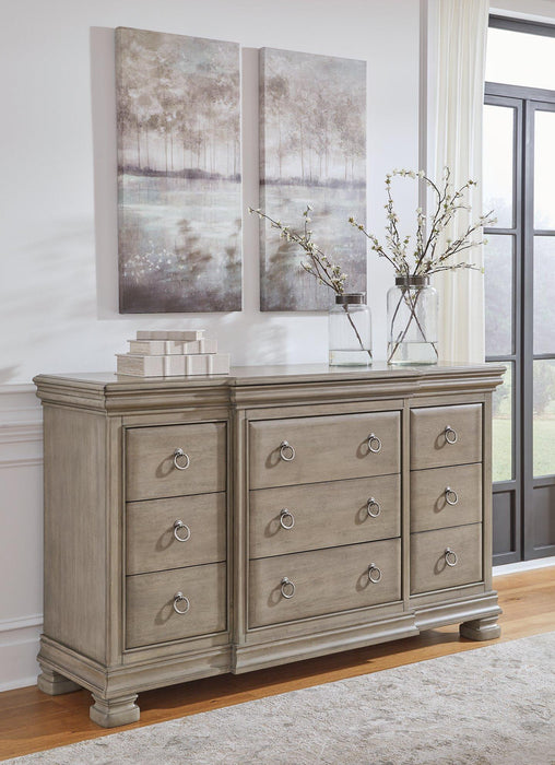 Lexorne Dresser And Mirror
