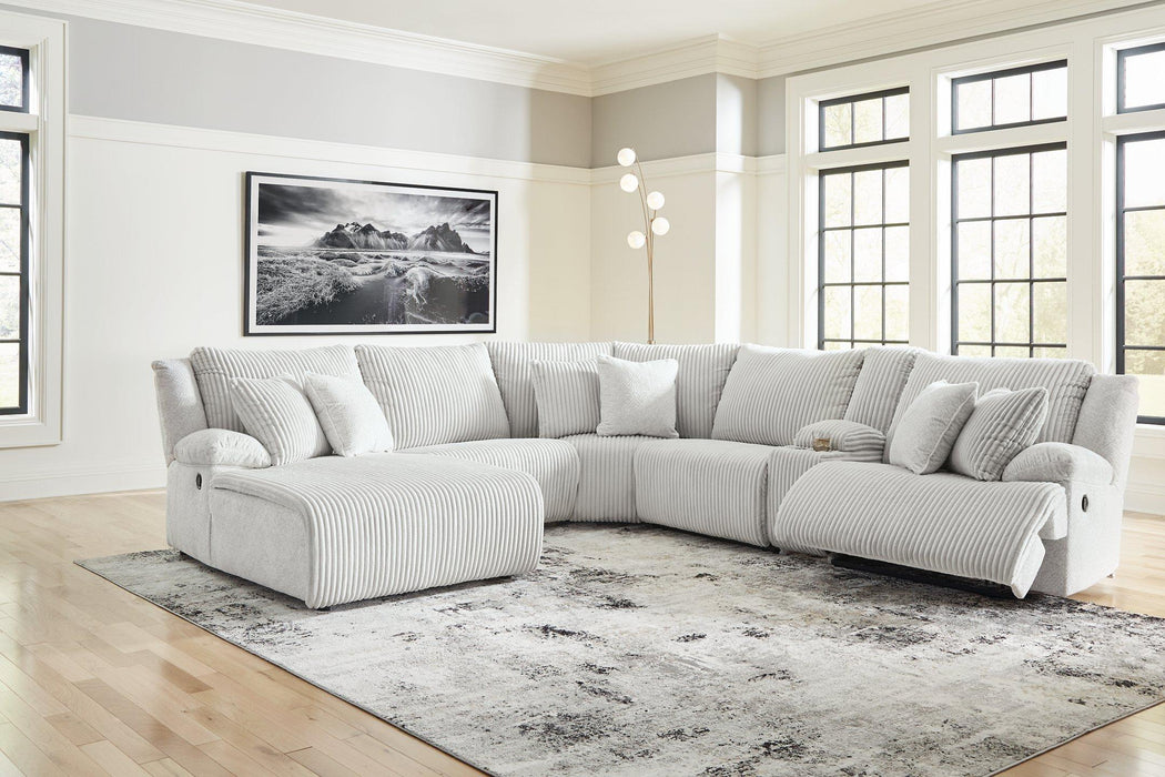 Top Tier Reclining Sectional With Chaise
